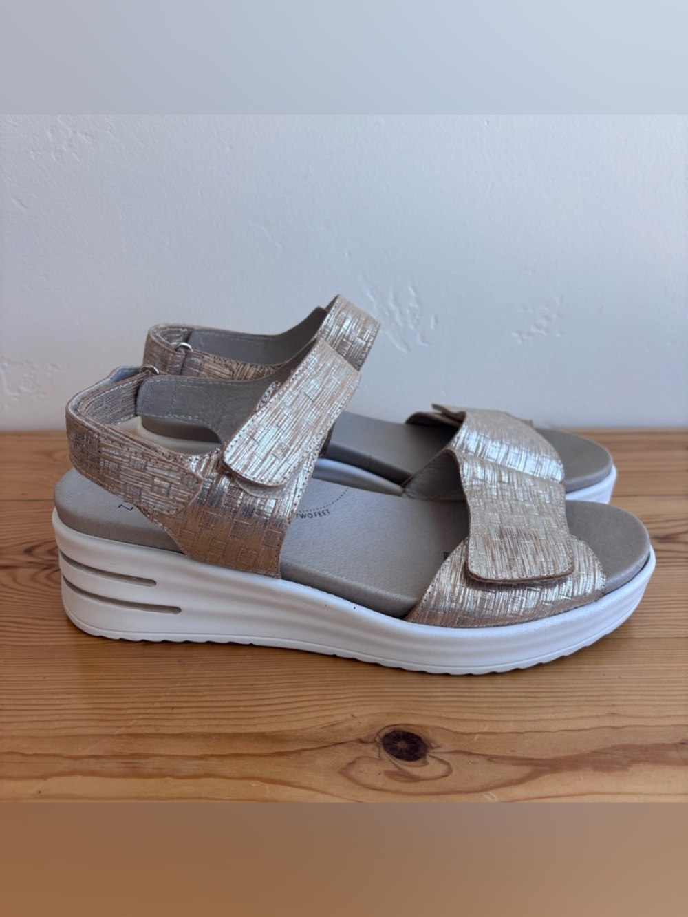 Ziera Sadias-W Argento Sparks Leather Sandals Sz 40W / 9.5W